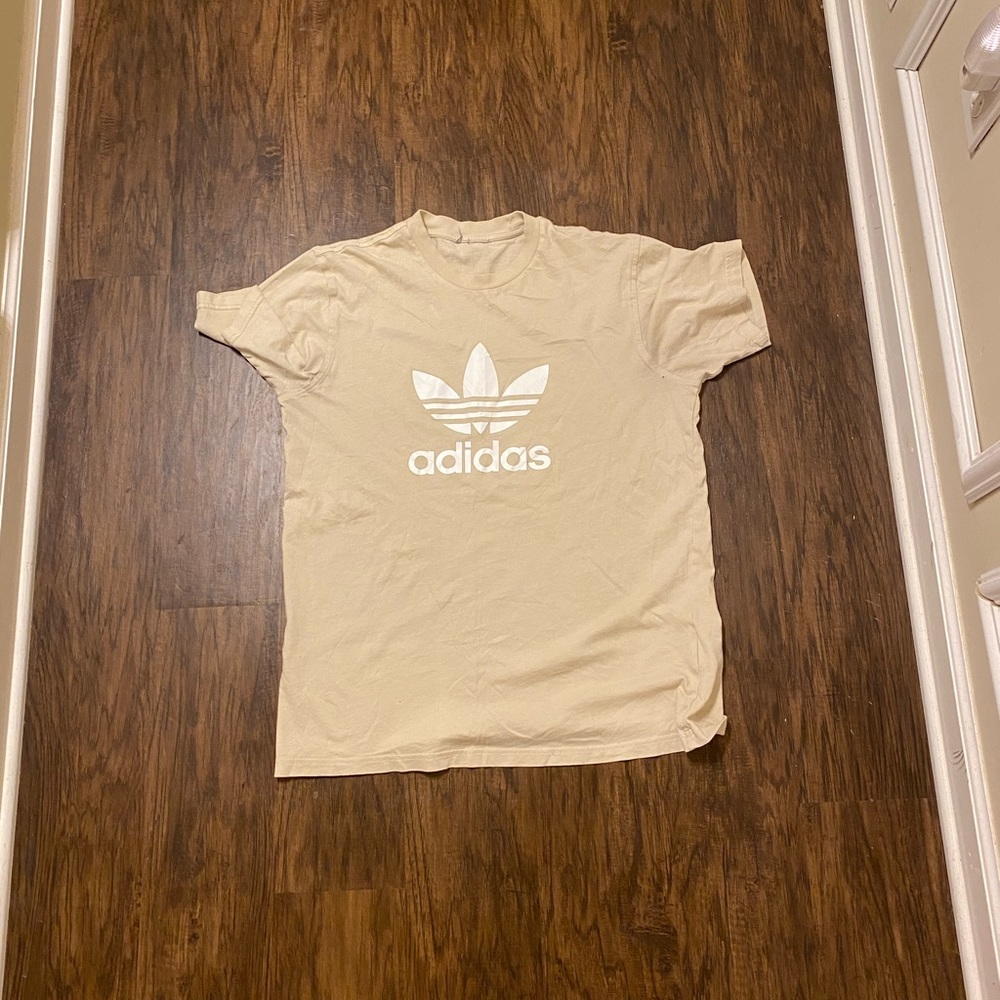 tan adidas tee